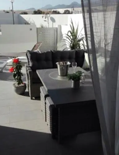 アパート First Class Tejita Wifiber *